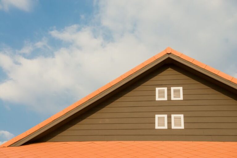 橡胶屋顶能撑多久?(先读这篇文章)
