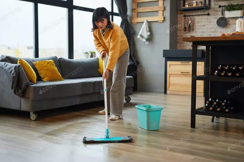 抛光硬木地板后的清洁-遵循5个步骤